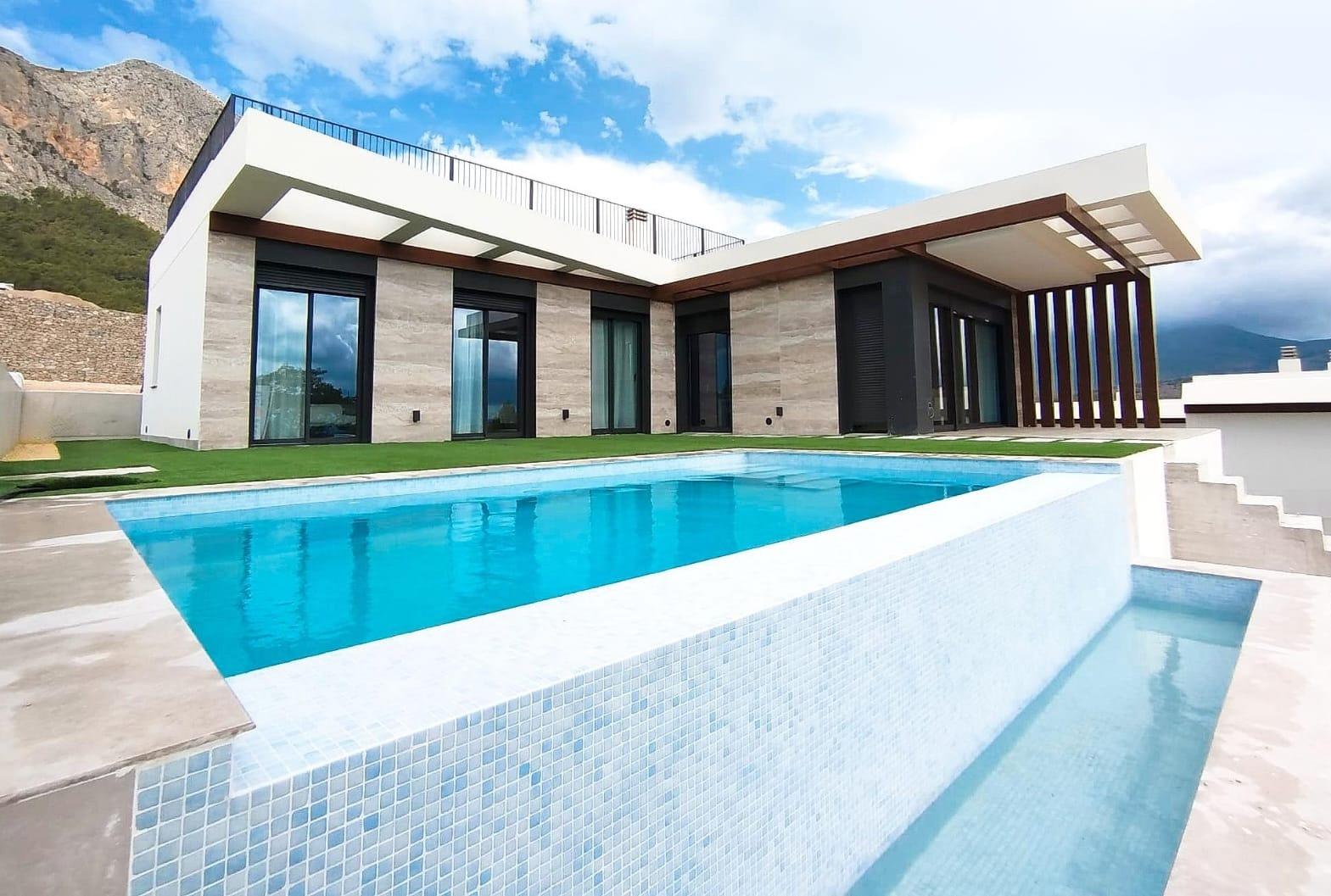 3 Bedroom 2 Bathroom in Polop