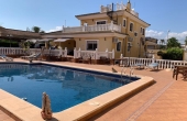 4-2327/2211, 6 Bedroom 5 Bathroom Villa in Torrevieja