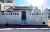 4-2359/2242, 3 Bedroom 1 Bathroom Terraced house in Torrevieja